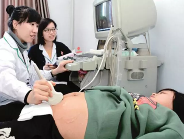 3、俗語：“上懷生男”“下懷生女”的說法准嗎？過來人分享一下孕期癥狀呀？