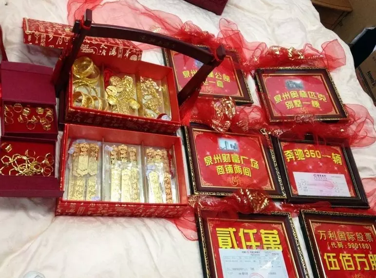 2、娶親配送的妝奩可以送人嗎:妝奩可送人嗎？