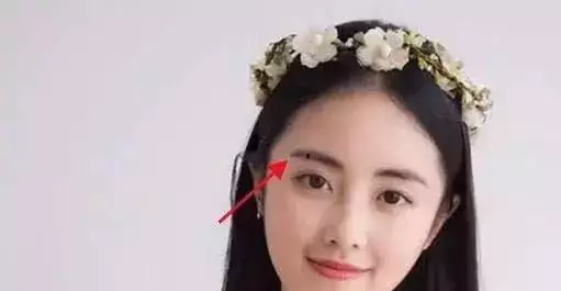 3、女命富貴是什麼意思:女生有富貴命的徵兆