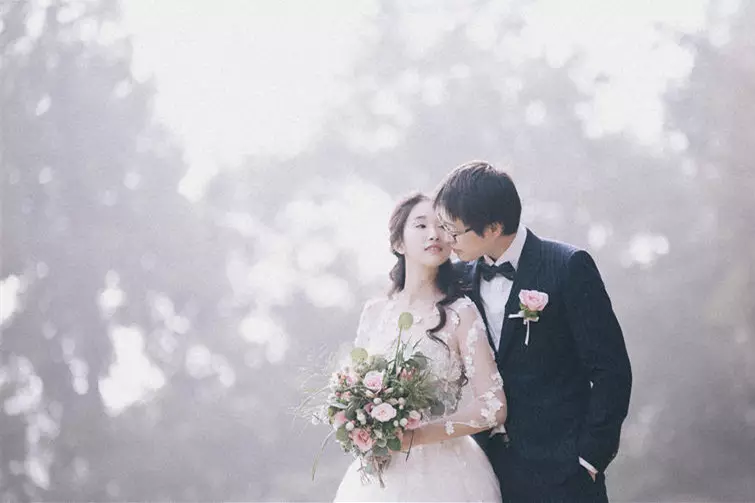 2、92年屬猴人晚婚有多晚:年屬猴幾月份結婚