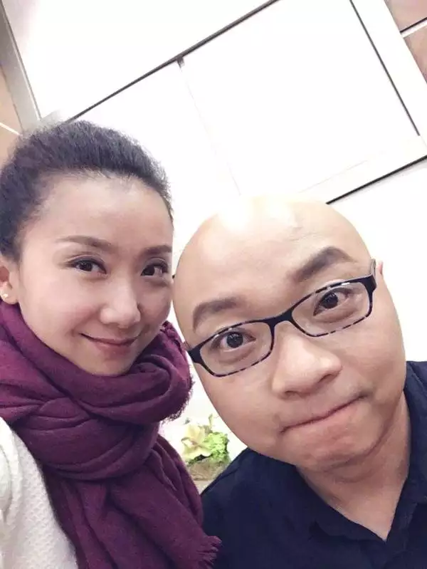 9、婚配節目的誰人禿頂叫什麼:CCTV4那禿頂男叫什麼