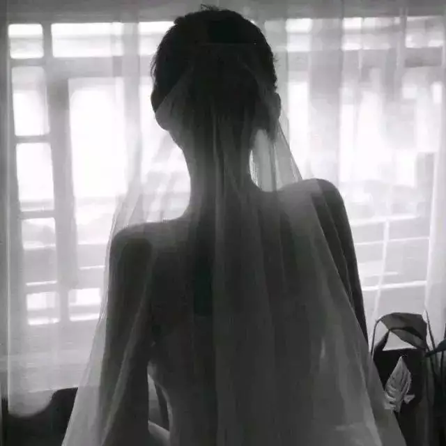 超凡脫俗一定伶仃打一個屬相：超凡脫俗，一定伶仃是什麼生肖