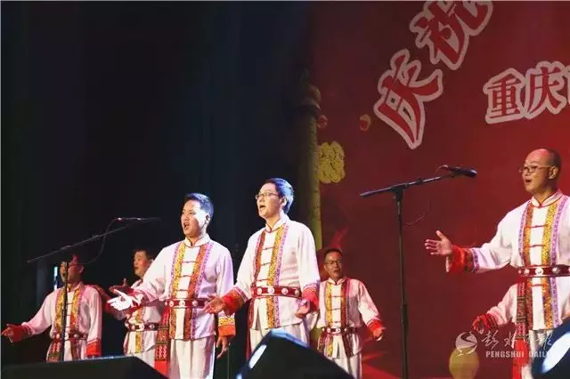1、重慶彭水結婚配的音樂太好聽了:結婚的歌曲有哪些 超好聽的婚禮歌曲快來聽聽