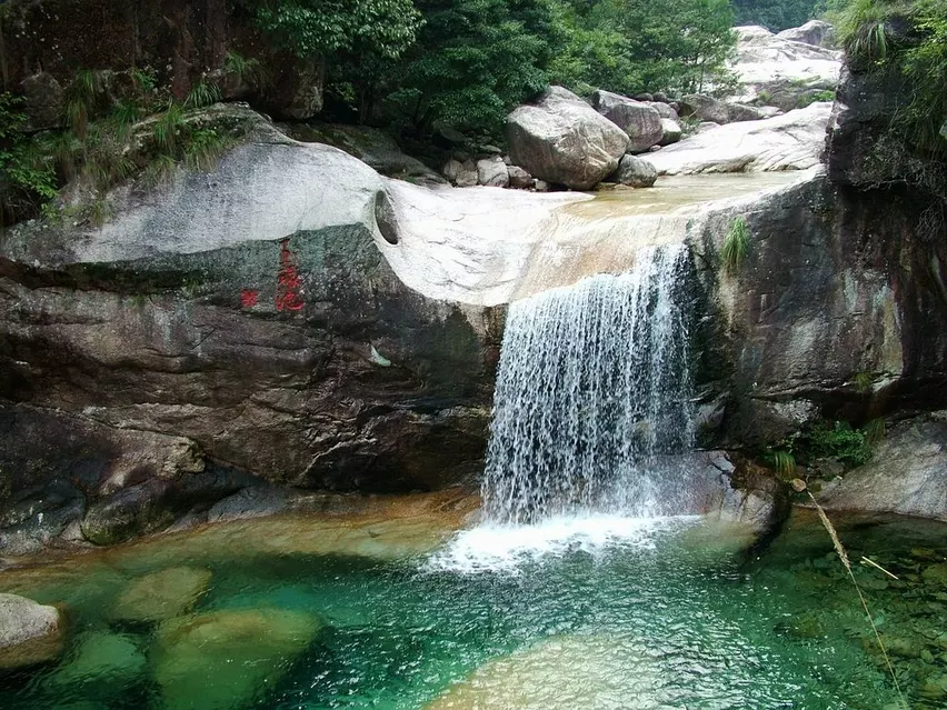 屬兔和屬兔生個什麼屬相的寶寶好：屬兔和屬牛要一個牛寶寶好欠好