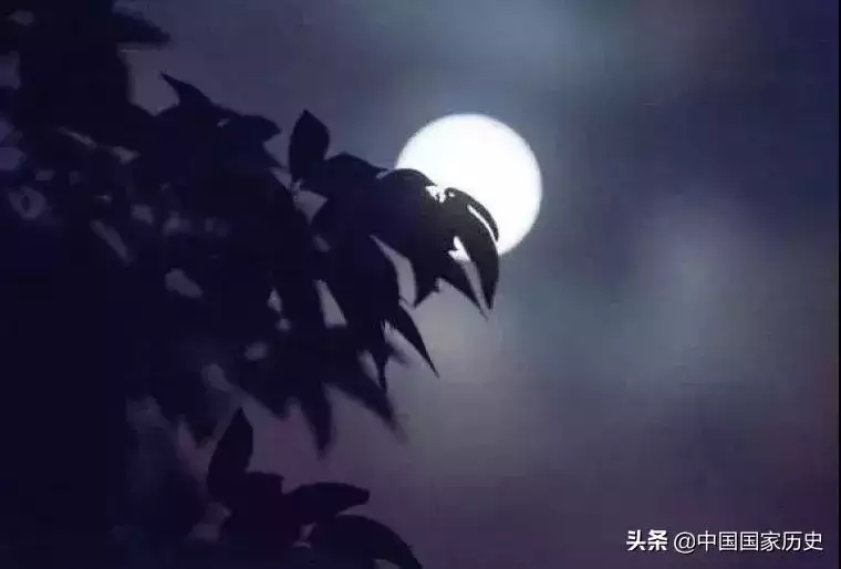4、去算了命，算命師說，我跟我老公的八字很合。是什麼意思？？？ 而且誰人算命師是我們當地最著名的