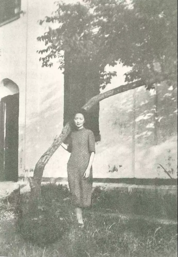 2、男85年屬牛，金命。女92年屬猴，金命。是不是屬相合五行不合？能不能婚配，這樣的婚配有什麼不好？配