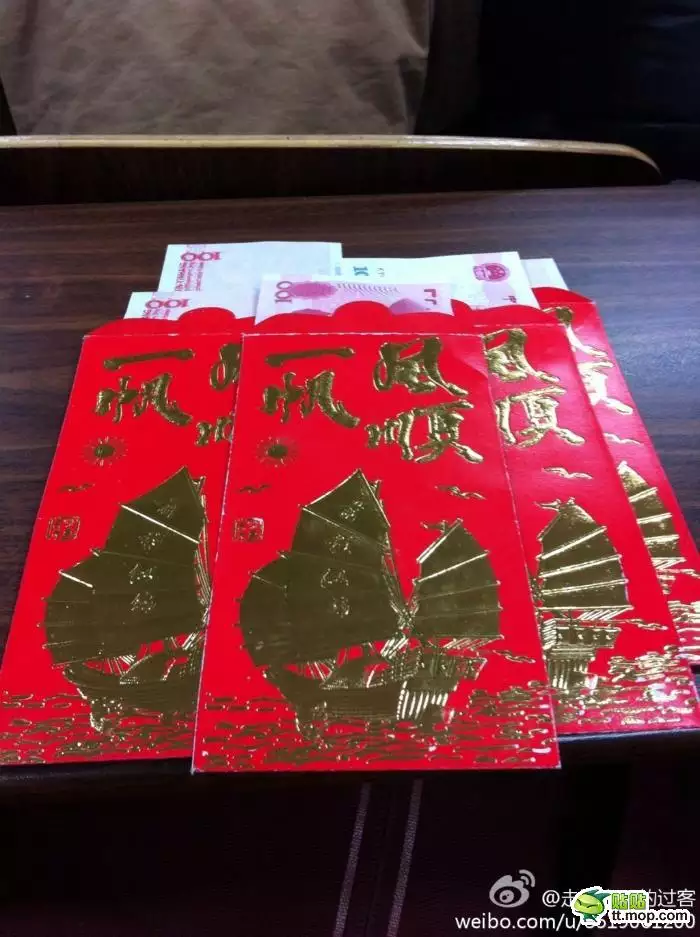 給班主任送紅包的方式：送禮給老師的技巧與方法