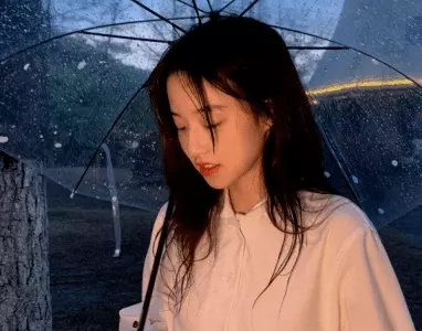 我是女生誰能幫我起個好聽有氣質的富有詩意的四個字的網名，不需要修飾，謝謝各位了！！！！