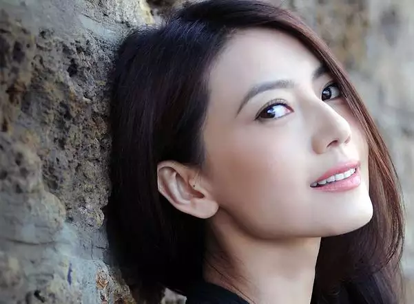 2、女命財多身弱旺夫:女命身弱財旺夫星被旺財生怎樣