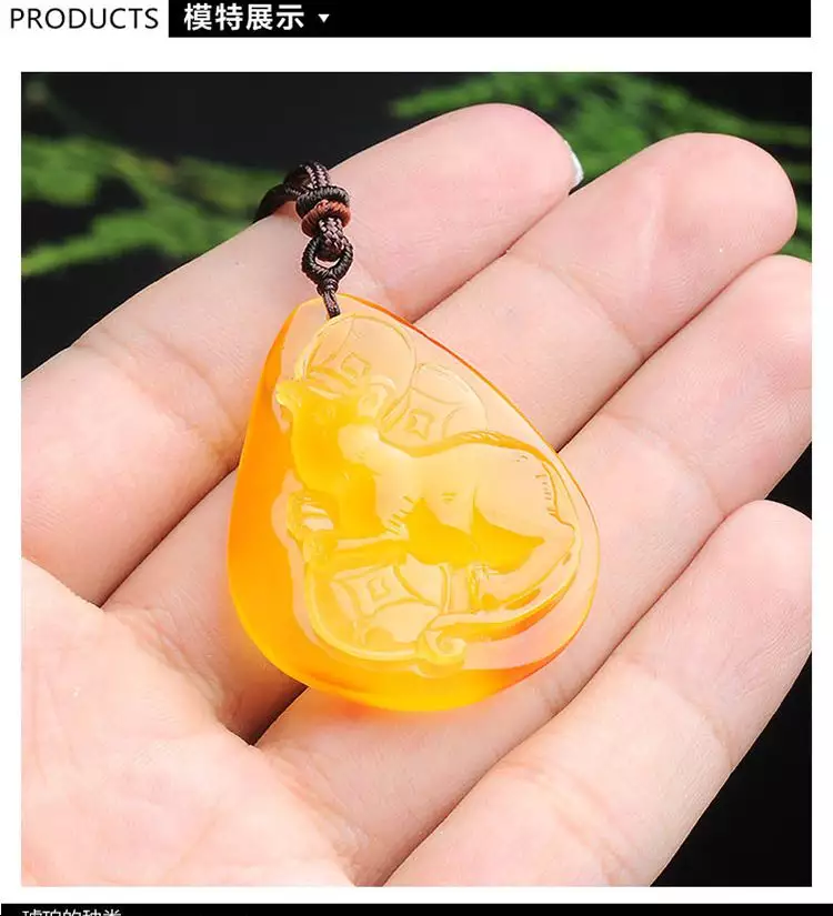 屬鼠適合戴什麼屬相的蜜蠟：屬鼠的人應該戴什麼生肖的玉佩呀？