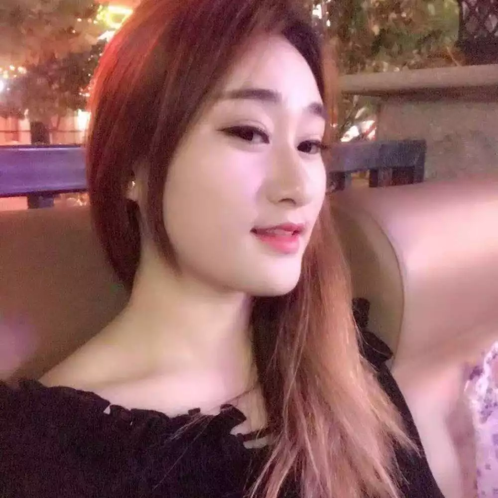 2、28歲屬雞的男孩婚配多大的女孩:屬相婚配：男屬雞和女屬豬相配嗎