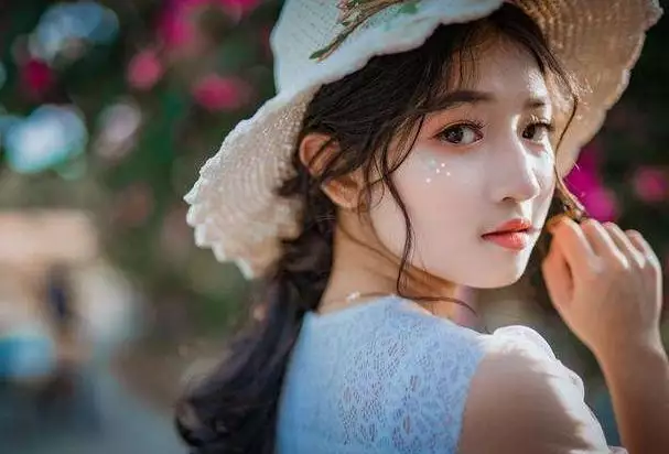 二兩六錢女命是窮命嗎：三兩 二錢的命是什麼意思