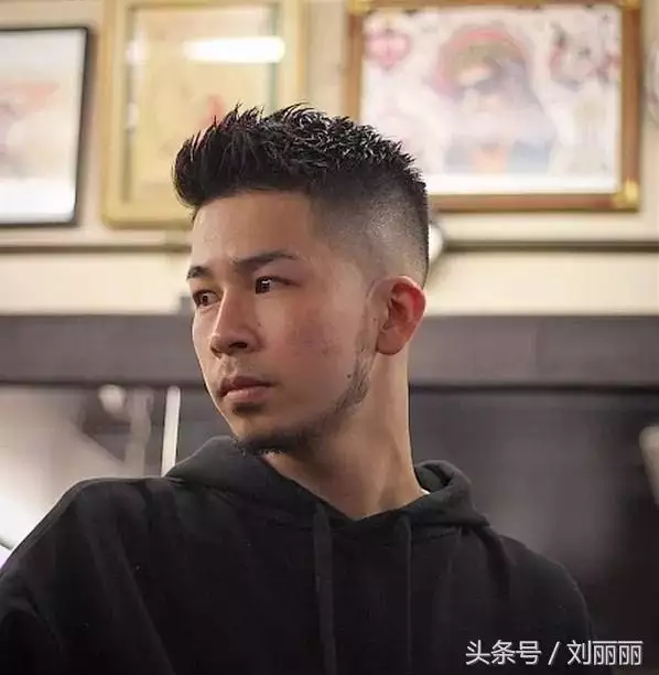 6、30歲的男子是不是都不行:男的到了30歲，是不是就不行了，或者身體很欠好了