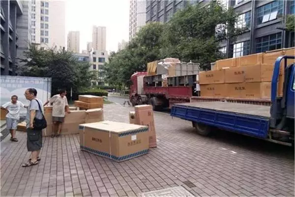 1、東莞轉集運倉:籃球可以轉集運倉寄海外嗎？