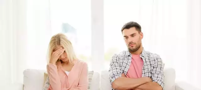 9、滿腦子都是離婚的念頭:滿腦子只想離婚 卻又舍不得