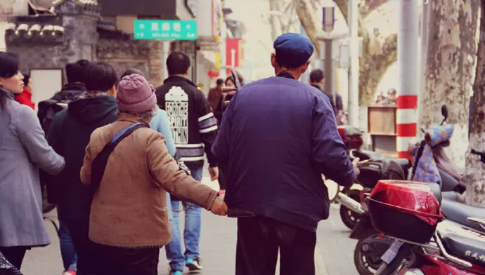 1、七十歲男人婚配表:一九七八年的女人可以和一九六七年的男人可以婚配嗎？