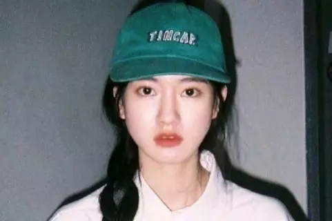 大氣有涵養的網名女士兩個字：兩個字網名女生簡單氣質有什麼？