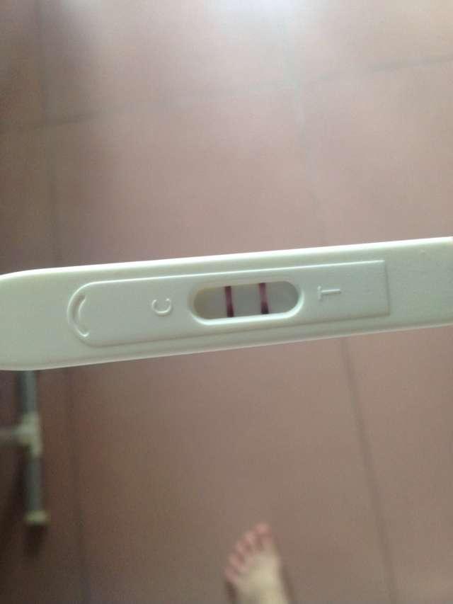 驗孕棒ct圖解為啥一深一淺：驗孕棒出現一深一淺