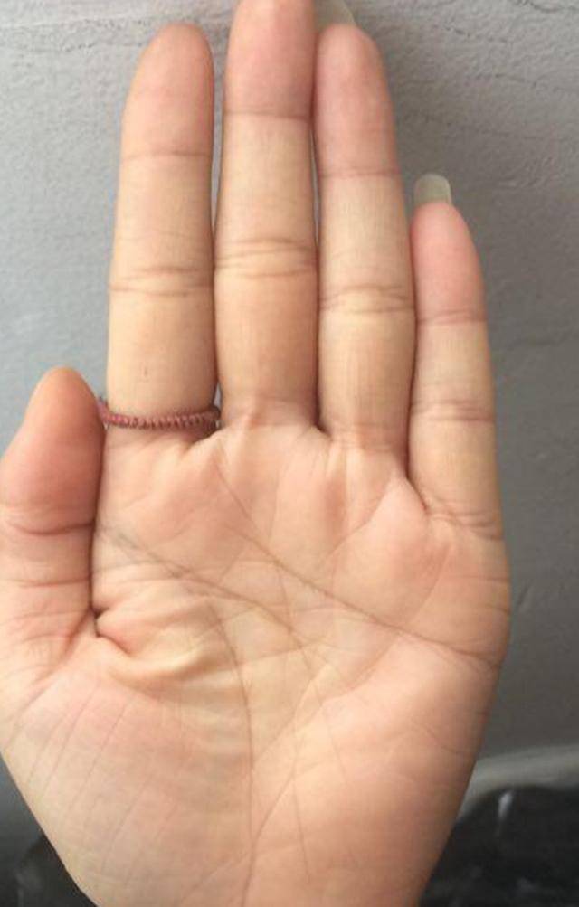 2、手相如何看姻緣什麼時候出現:怎樣看自己手相看姻緣