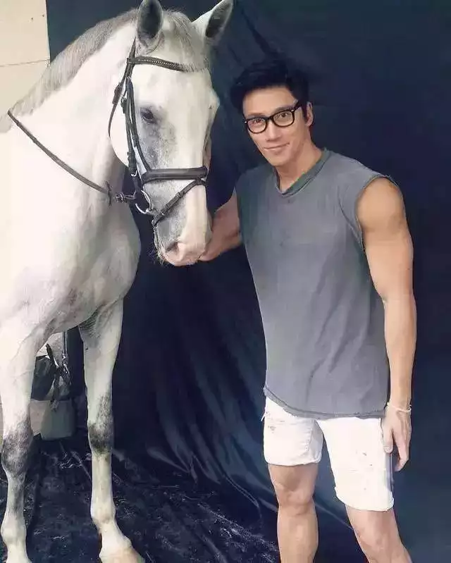 2、50歲男人是不是特別想要愛情:過了50歲的男人，還會不會在意夫妻生活呢？