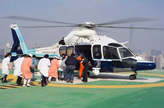 2、直升機轉運病人費用:為什麼救護車接送病人是需要收費？