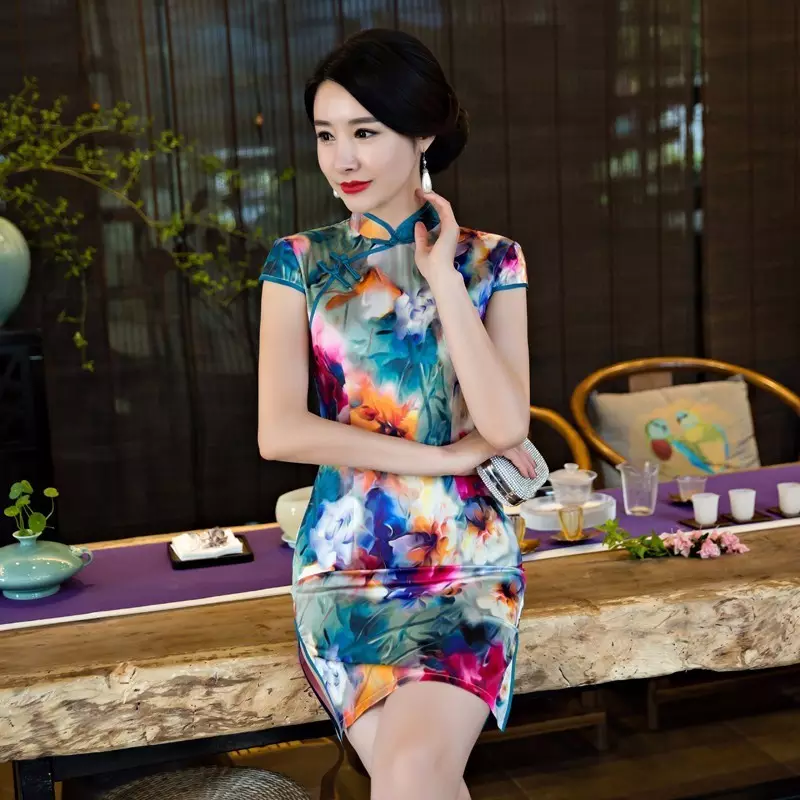 2、女生做過小三的显示:做小三的女人無論臉怎麼樣，身體都很，有沒有發現