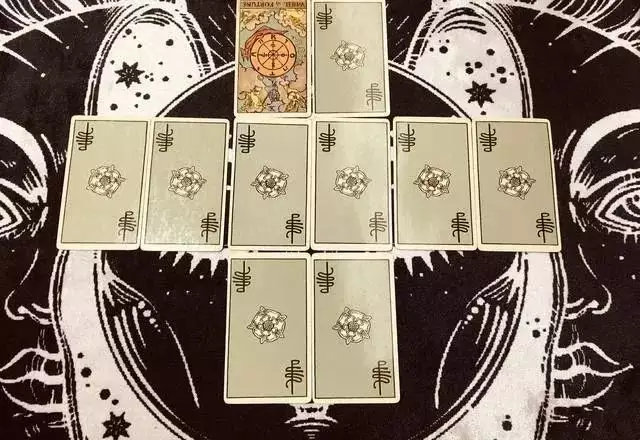 6、情感預測占卜:超准塔羅情感占卜：你最容易吸引哪一種Ta