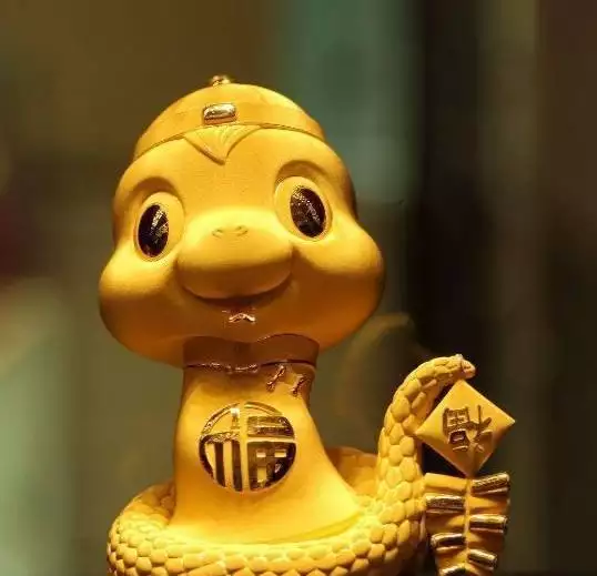 屬蛇的年份及年齡表格：生肖蛇年份時間有哪些