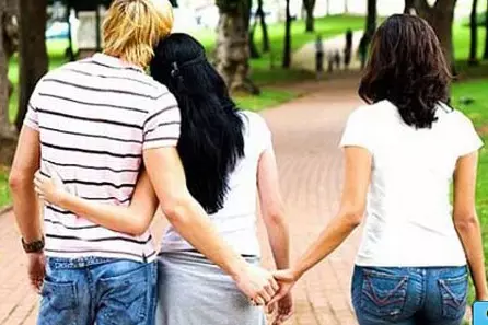 4、為了小三離婚的男人:老公為了小三逼着我離婚，怎麼辦？