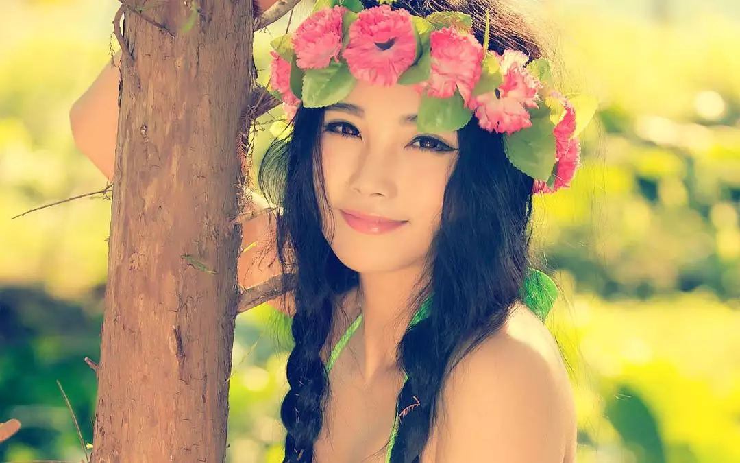 2、說女人水性楊花什麼意思:女人水性楊花，下一句是什麼意思