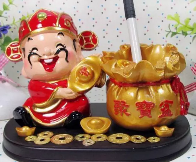 2、屬龍人開什麼店錢:屬龍的人開什麼店錢