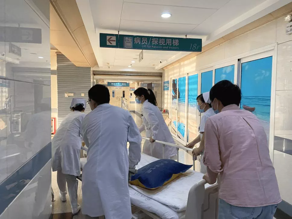 3、危重病人的轉運禁忌症:危重患者院內轉運注意事項
