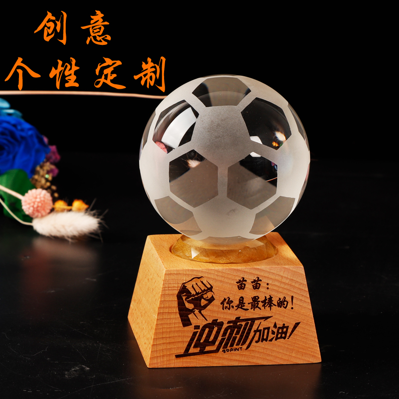 送兄弟女朋友什麼生日禮物好：兄弟的女朋友過生日送什麼禮物好了？請各位幫幫忙啊！