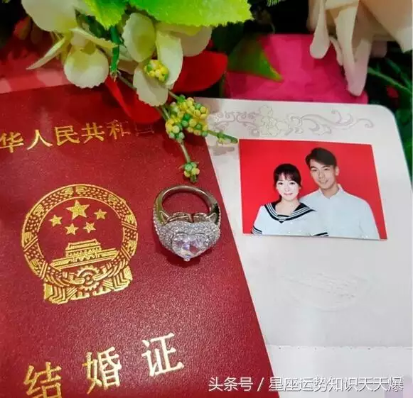4、算命結婚是按照領證算還是結婚算:命理結婚指的是領證還是婚禮