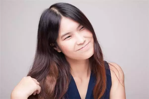 1、84年的屬鼠女人的婚配:84年出生的女人和哪一年出生的男人最配
