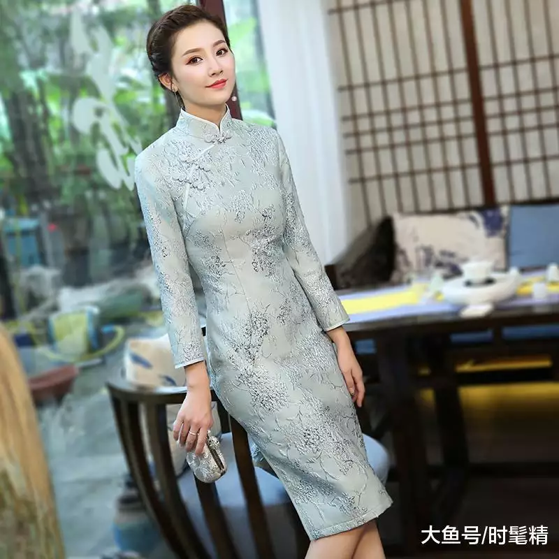 適合40歲的有詩情畫意的qq網名 要四個字的 （女） 謝謝
