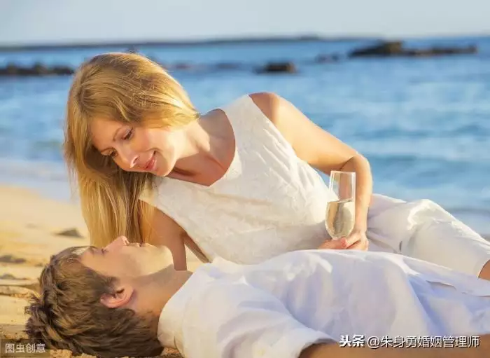 1、結婚的男人出軌是普遍現象嗎:為什麼現在出軌率這麼高