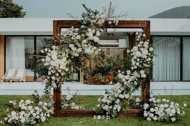 4、結婚當天下雨怎麼辦:結婚當天下雨了，好不好？