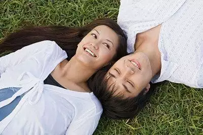 6、沒有找到合適的婚配後果怎樣:女人沒有找到合適的對象,父母說不同意以死相逼怎麼辦
