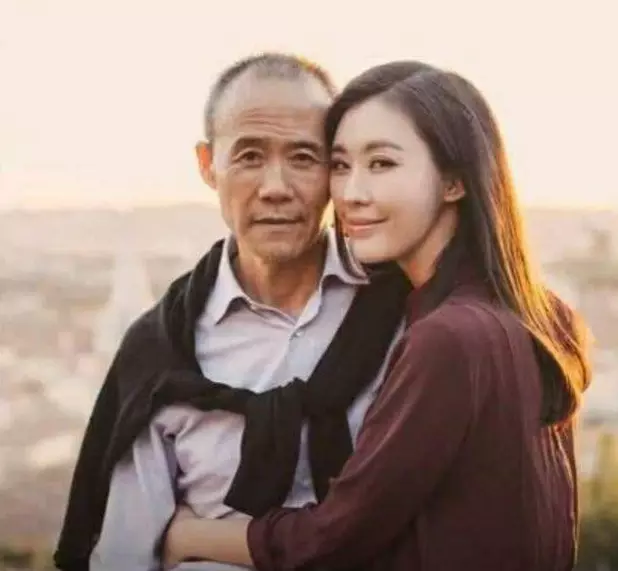 2、二十歲的女人婚配:二十五歲男羊與二十九歲女兔婚配若何婚配好欠好？