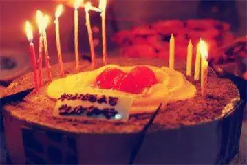 1、祝男人生日快樂的句子霸氣:祝男性朋友生日快樂的句子