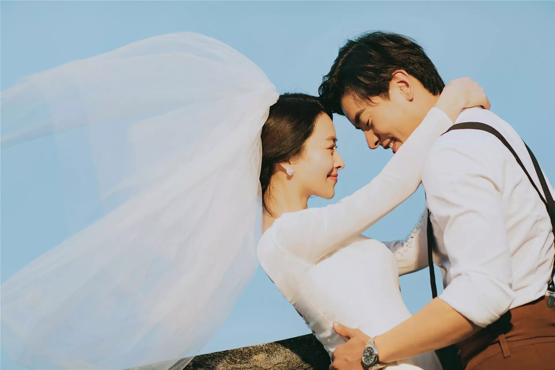 1、婚紗照風格:80后個性婚紗照風格有哪些 個性婚紗照風格哪