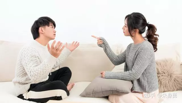 1、成功的男人都在外面養情人嗎:是不是每個結了婚的男人，都想在外面養個情人呢？