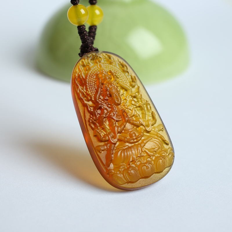 蜜蠟什麼屬相的不能戴：屬豬佩戴什麼吉祥物