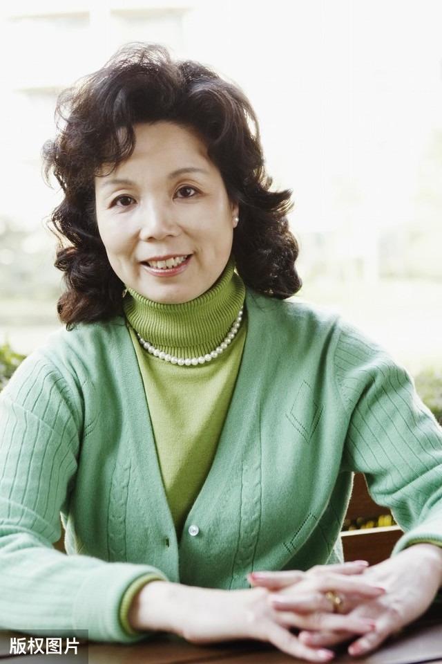 7、55歲的女人還會出軌嗎:55歲女人出軌是什麼心裏