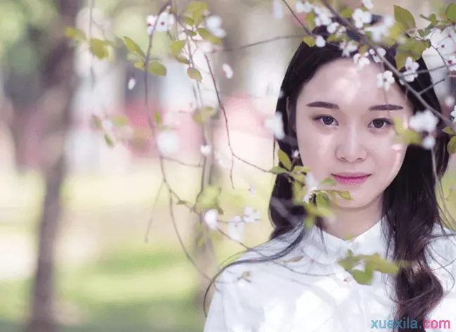 適合女生的微信網名淡雅：女生QQ網名，一些安靜，淡雅的......謝謝