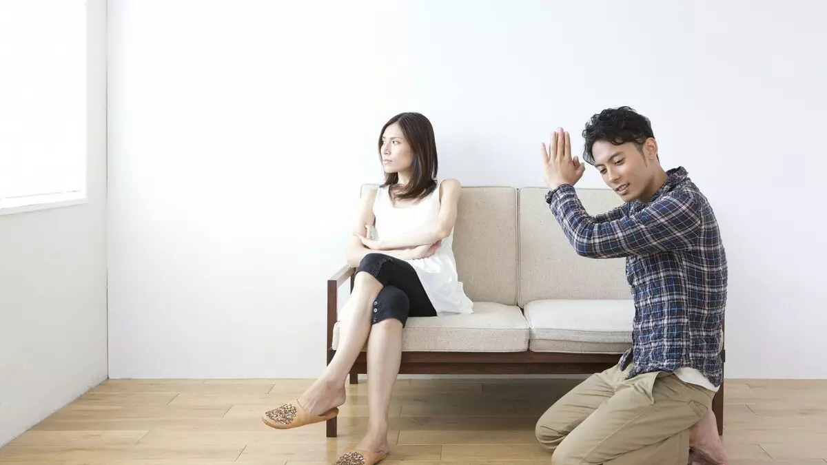 5、已婚男人保護情人的:我做了一個已婚男人的情人，我不知怎樣離開他
