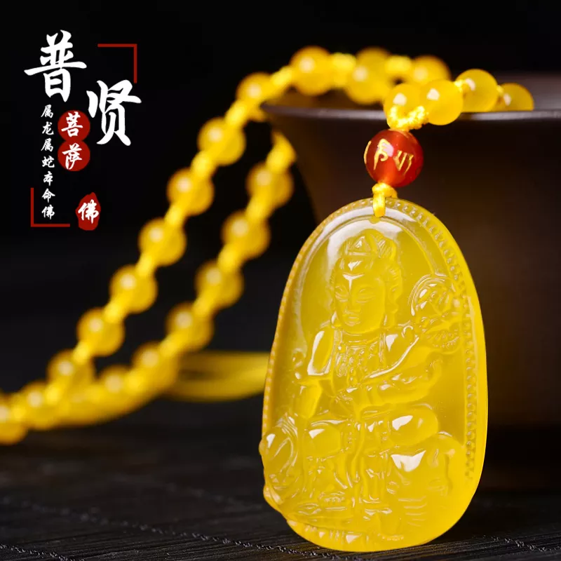 屬雞可以佩戴什麼屬相吊墜：屬雞佩戴什麼招財