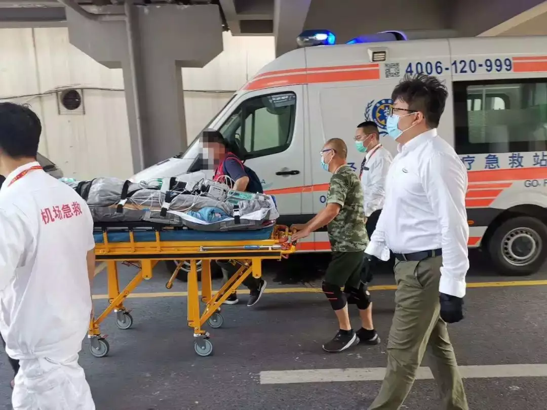 2、擔架轉運病人頭朝哪裡:病死的人擔架抬頭應朝什麼方向
