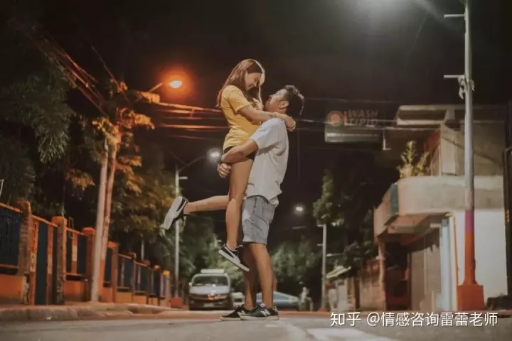 3、男人同時出軌好幾個女人什麼心理:已婚男人同時找幾個女人，是什麼心裏